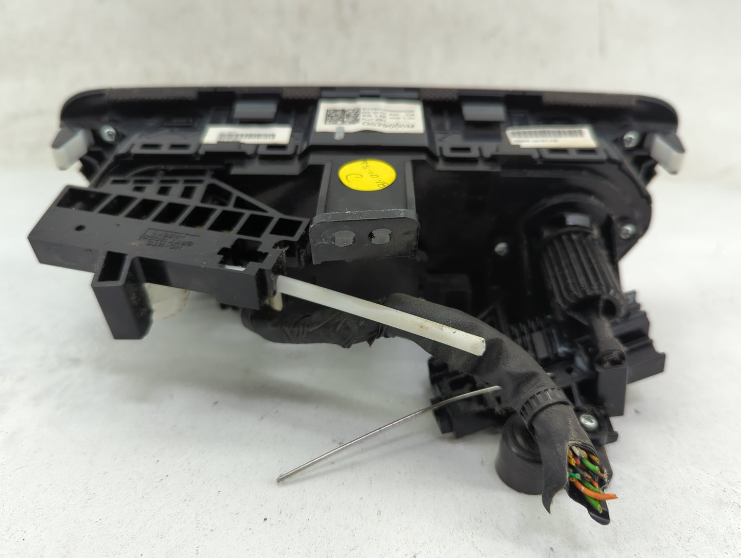 2018-2022 Hyundai Accent Climate Control Module Temperature AC/Heater Replacement P/N:97250J0000RDR Fits OEM Used Auto Parts
