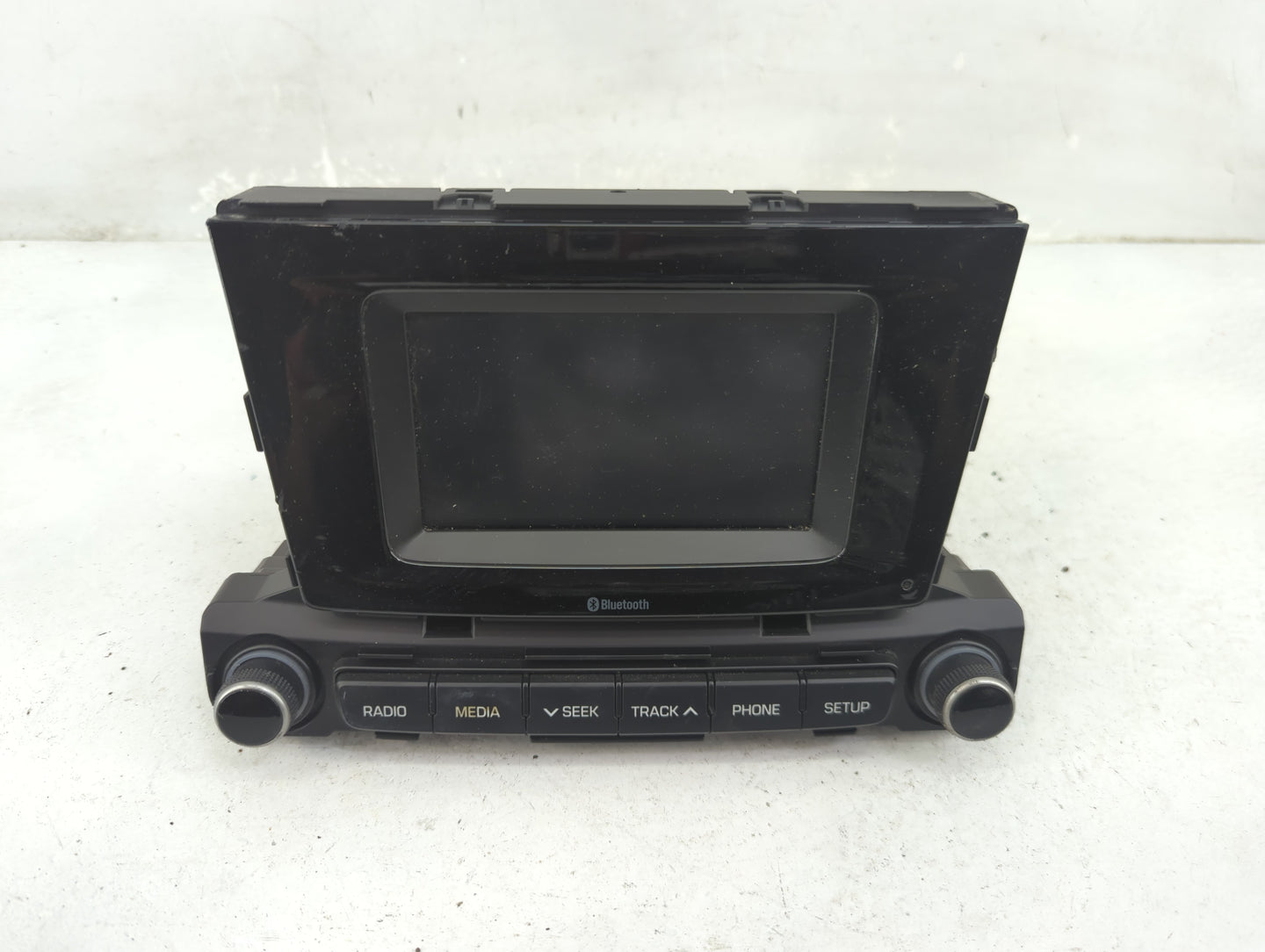 2018-2022 Hyundai Accent Radio AM FM Cd Player Receiver Replacement P/N:96180-J0060URD Fits Fits 2018 2019 2020 2021 2022 OE