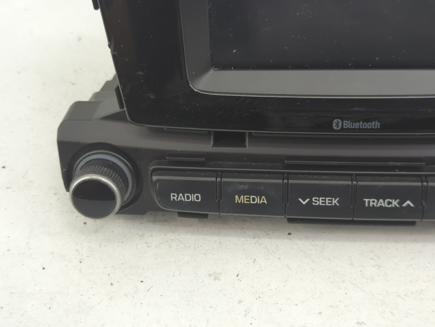 2018-2022 Hyundai Accent Radio AM FM Cd Player Receiver Replacement P/N:96180-J0060URD Fits Fits 2018 2019 2020 2021 2022 OE