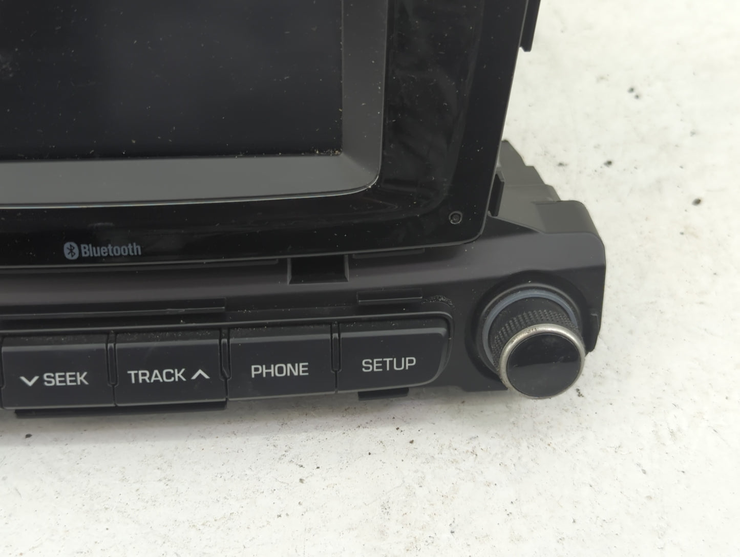 2018-2022 Hyundai Accent Radio AM FM Cd Player Receiver Replacement P/N:96180-J0060URD Fits Fits 2018 2019 2020 2021 2022 OE
