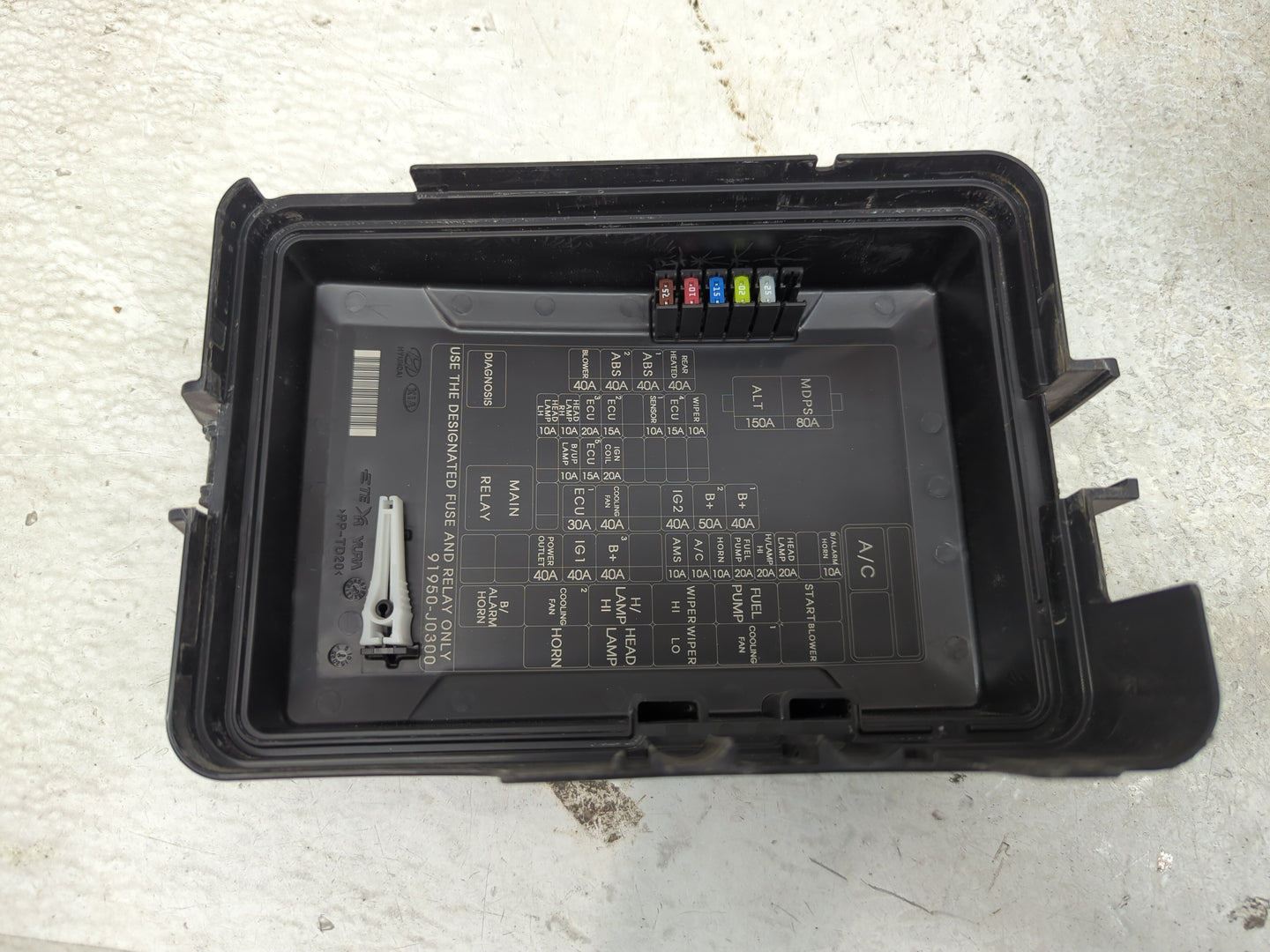 2018-2019 Hyundai Accent Fusebox Fuse Box Panel Relay Module P/N:91420-J0441 919G0-J0300 Fits Fits 2018 2019 OEM Used Auto P
