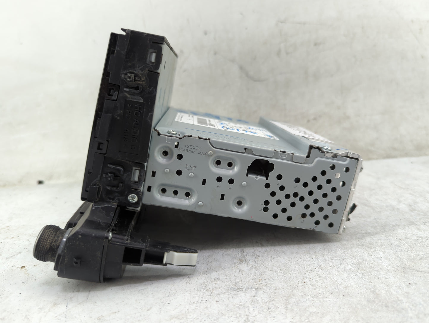 2018-2022 Hyundai Accent Radio AM FM Cd Player Receiver Replacement P/N:96170H9500 006RF8KI901385N Fits OEM Used Auto Parts 