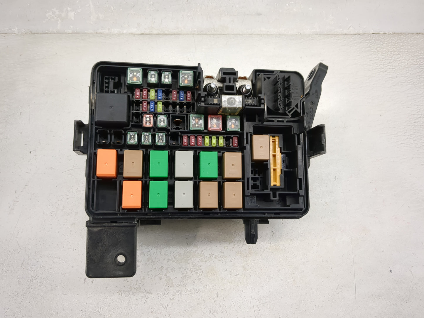 2018-2019 Hyundai Accent Fusebox Fuse Box Panel Relay Module P/N:91420-J0441 Fits Fits 2018 2019 OEM Used Auto Parts - Oemus