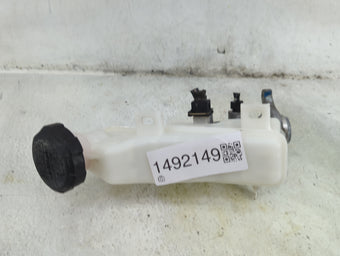 compare product 2018-2019 Hyundai Accent Brake Master Cylinder 1492149