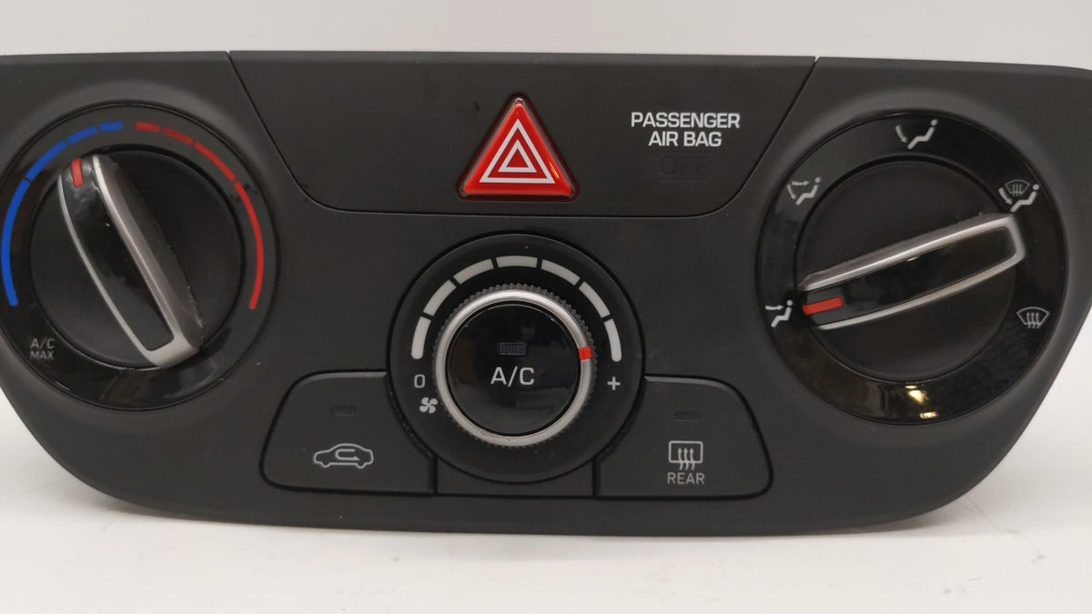 2019 Hyundai Accent PCM Engine Control Computer ECU ECM PCU OEM P/N:12680194 12699666, 12697426, 12691559 Fits Fits 2018 OEM