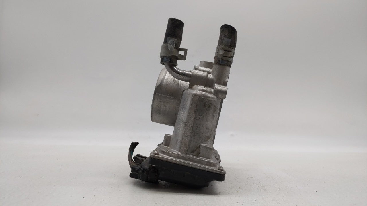2012-2019 Hyundai Accent Throttle Body P/N:5302-1S02 35100-2B300 Fits Fits 2012 2013 2014 2015 2016 2017 2018 2019 OEM Used 
