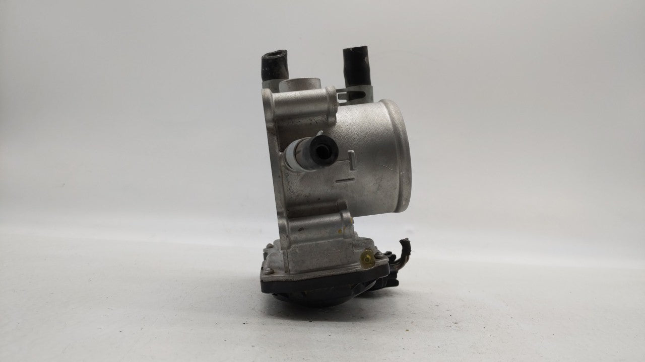 2012-2019 Hyundai Accent Throttle Body P/N:5302-1S02 35100-2B300 Fits Fits 2012 2013 2014 2015 2016 2017 2018 2019 OEM Used 