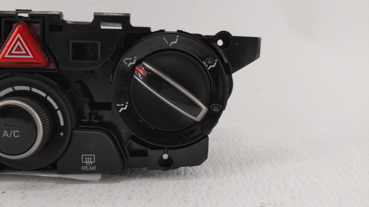 2018-2022 Hyundai Accent Climate Control Module Temperature AC/Heater Replacement P/N:97250J0000RDR Fits OEM Used Auto Parts