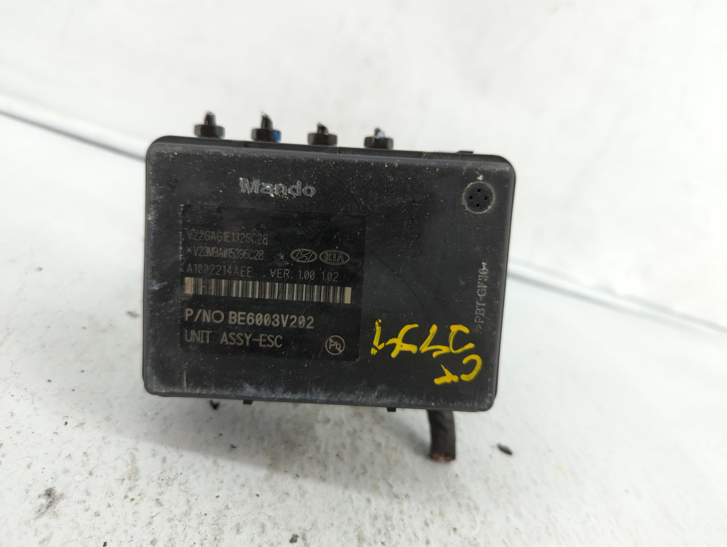 2018-2019 Hyundai Accent ABS Pump Control Module Replacement P/N:58920-1M640 58920-H9220 Fits Fits 2018 2019 OEM Used Auto P