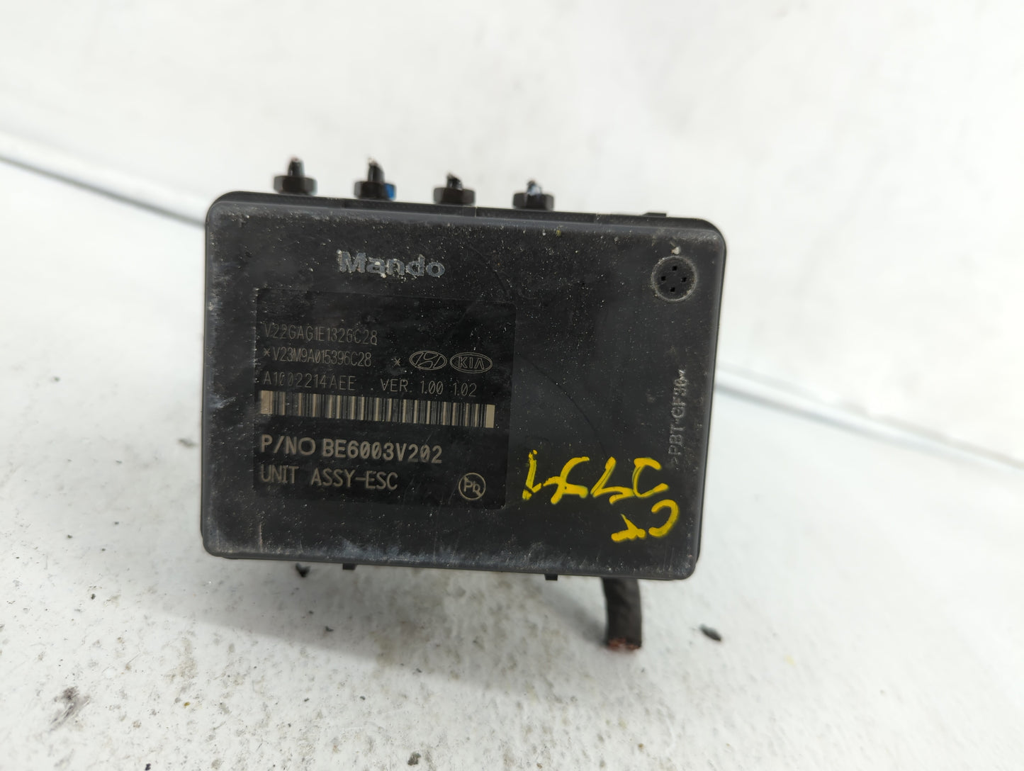 2018-2019 Hyundai Accent ABS Pump Control Module Replacement P/N:58920-1M640 58920-H9220 Fits Fits 2018 2019 OEM Used Auto P