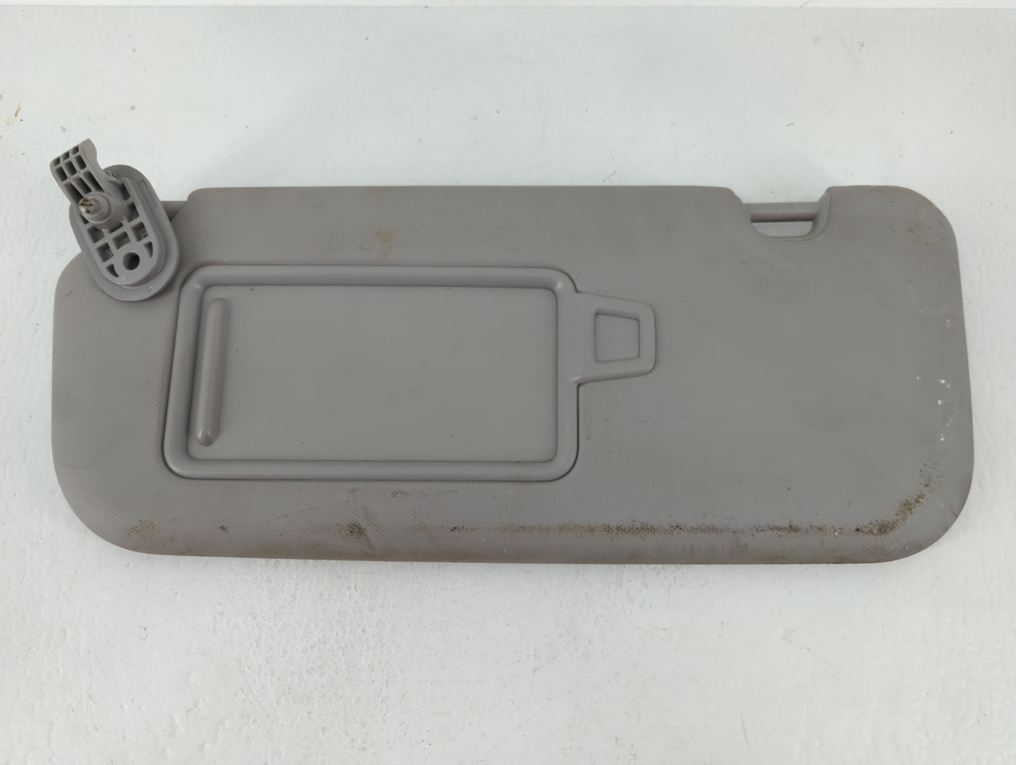 2018-2022 Hyundai Accent Sun Visor Shade Replacement Passenger Right Mirror Fits Fits 2018 2019 2020 2021 2022 OEM Used Auto