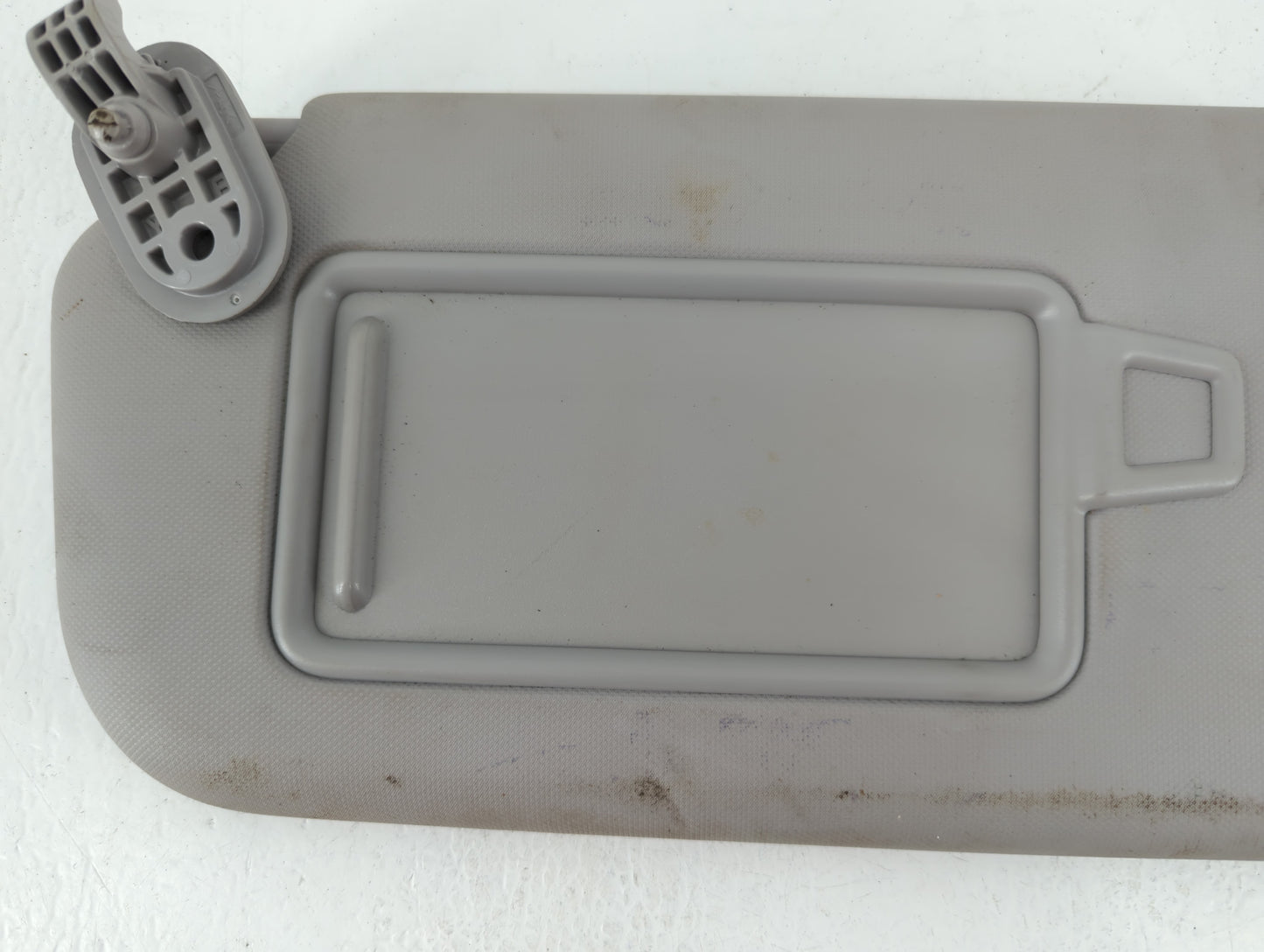 2018-2022 Hyundai Accent Sun Visor Shade Replacement Passenger Right Mirror Fits Fits 2018 2019 2020 2021 2022 OEM Used Auto