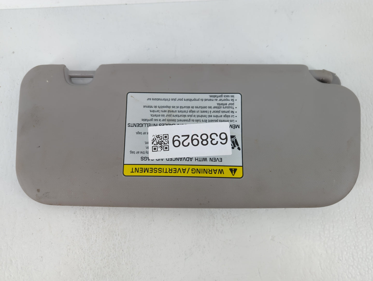 2018-2022 Hyundai Accent Sun Visor Shade Replacement Passenger Right Mirror Fits Fits 2018 2019 2020 2021 2022 OEM Used Auto