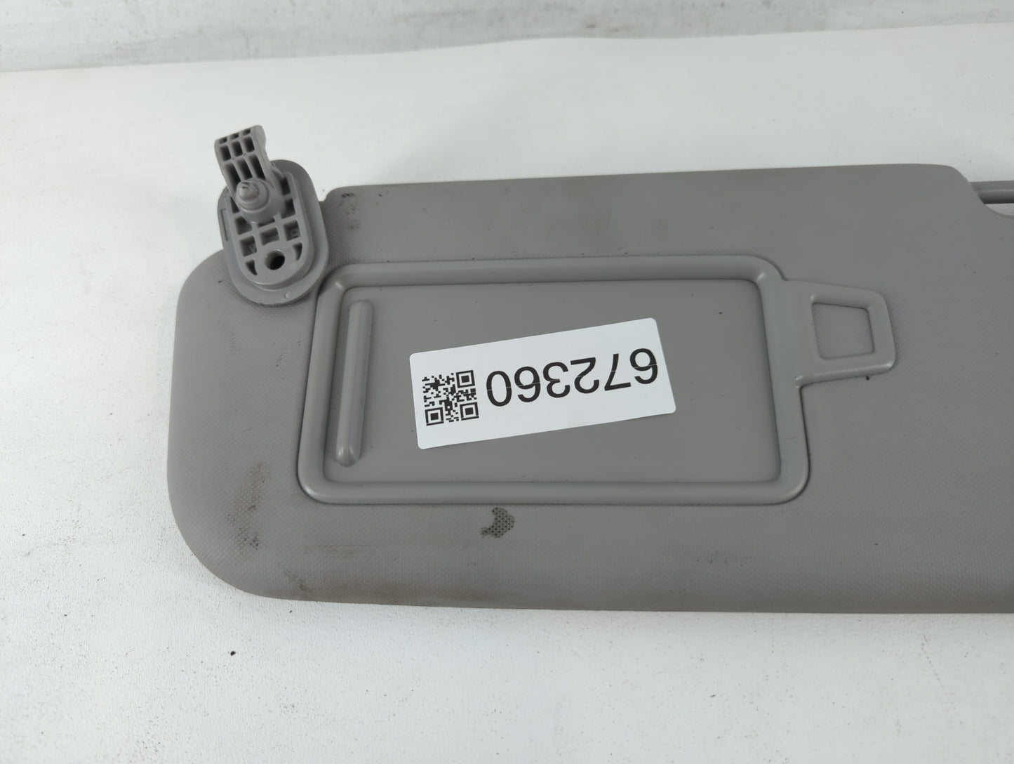 2018-2022 Hyundai Accent Sun Visor Shade Replacement Passenger Right Mirror Fits Fits 2018 2019 2020 2021 2022 OEM Used Auto