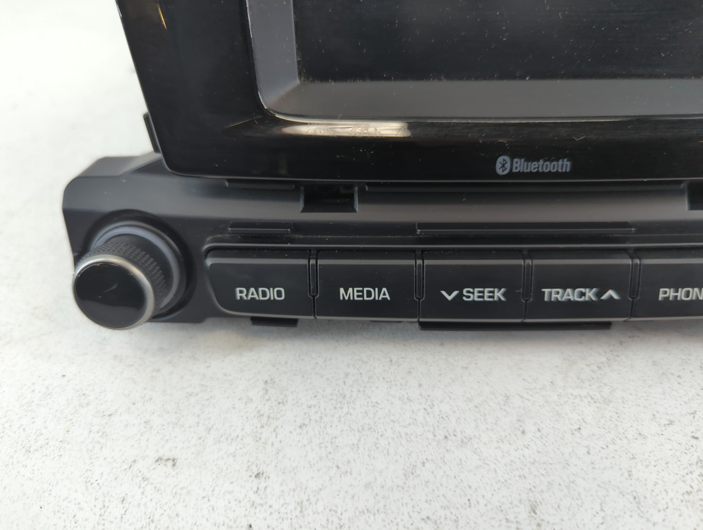 2018-2020 Hyundai Accent Am Fm Cd Player Radio Receiver - Oemusedautoparts1.com