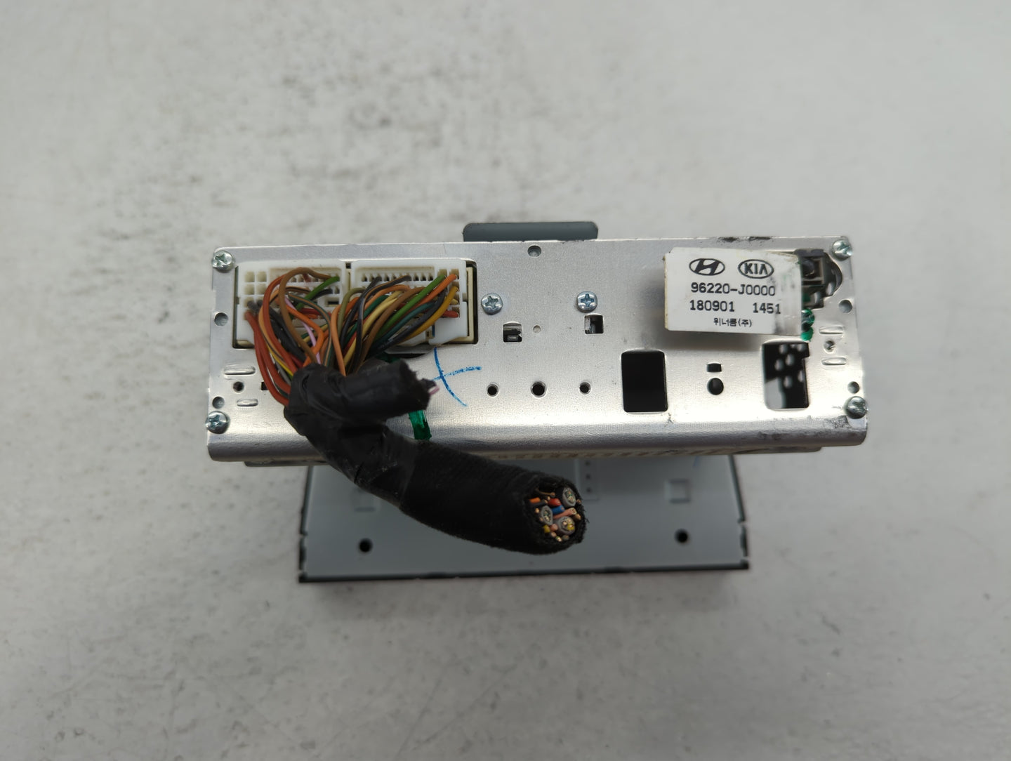 2018-2020 Hyundai Accent Radio AM FM Cd Player Receiver Replacement P/N:96180-J0960V RD Fits Fits 2018 2019 2020 OEM Used Au