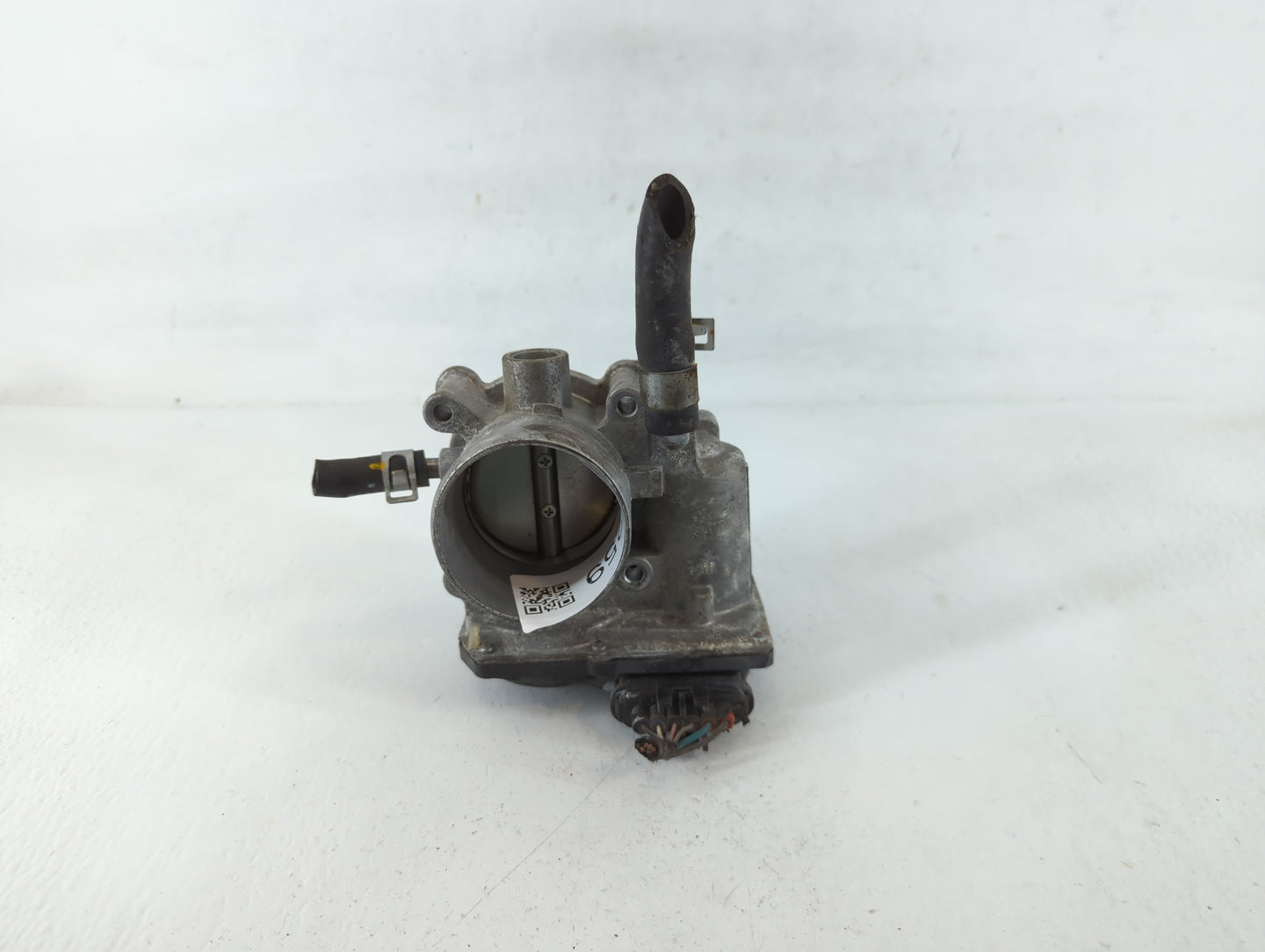2012-2019 Hyundai Accent Throttle Body P/N:35100-2B300 Fits Fits 2012 2013 2014 2015 2016 2017 2018 2019 OEM Used Auto Parts