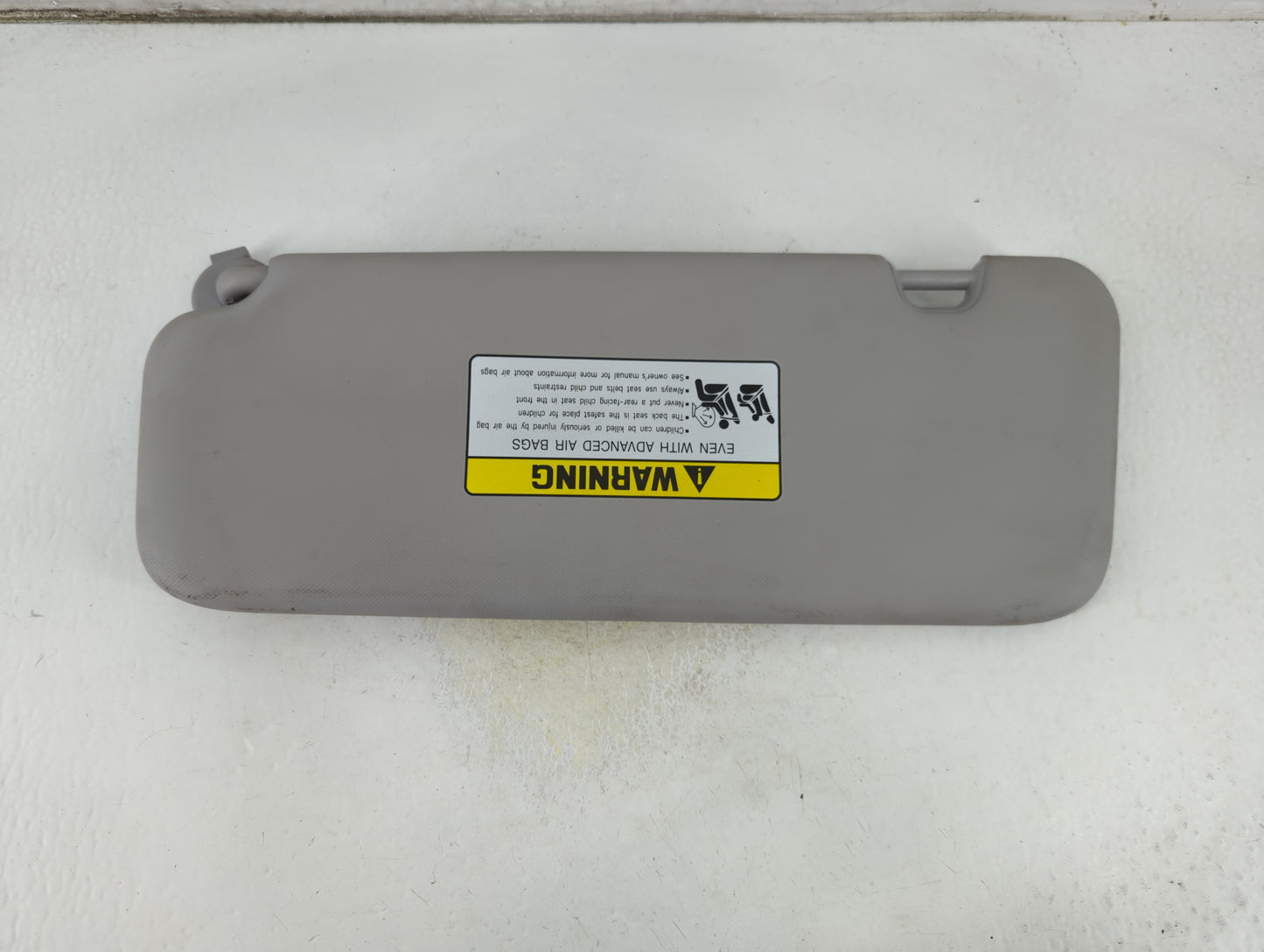 2017-2020 Hyundai Elantra Sun Visor Shade Replacement Passenger Right Mirror Fits Fits 2017 2018 2019 2020 OEM Used Auto Par