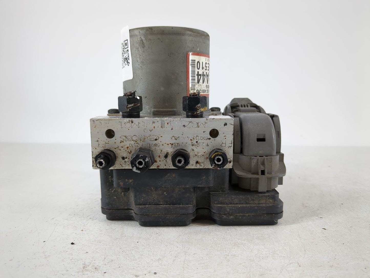 2019 Hyundai Elantra ABS Pump Control Module Replacement P/N:58910-F2510 Fits OEM Used Auto Parts - Oemusedautoparts1.com