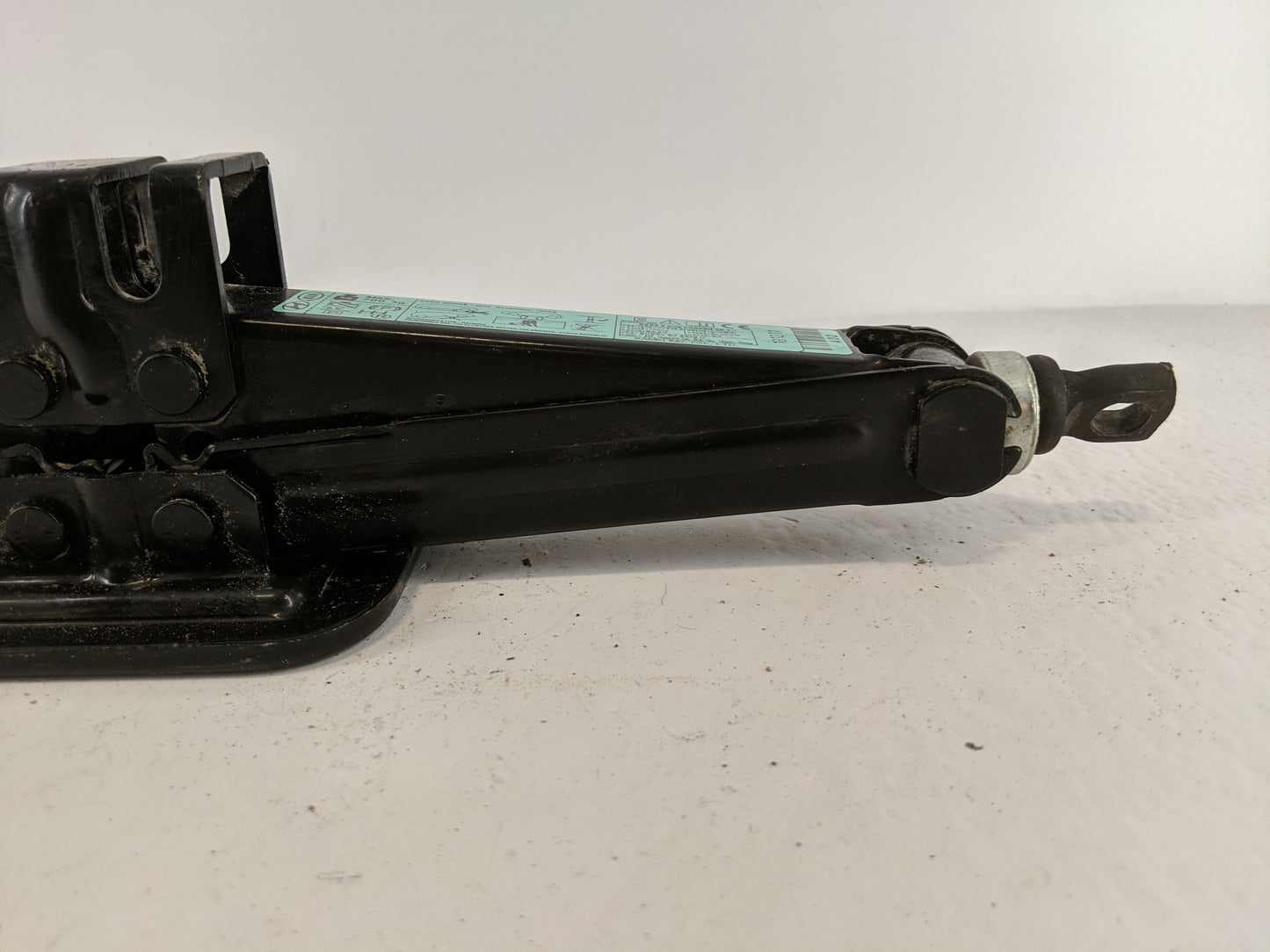 2019 Hyundai Elantra Spare Scissor Car Jack 1100791 - Oemusedautoparts1.com