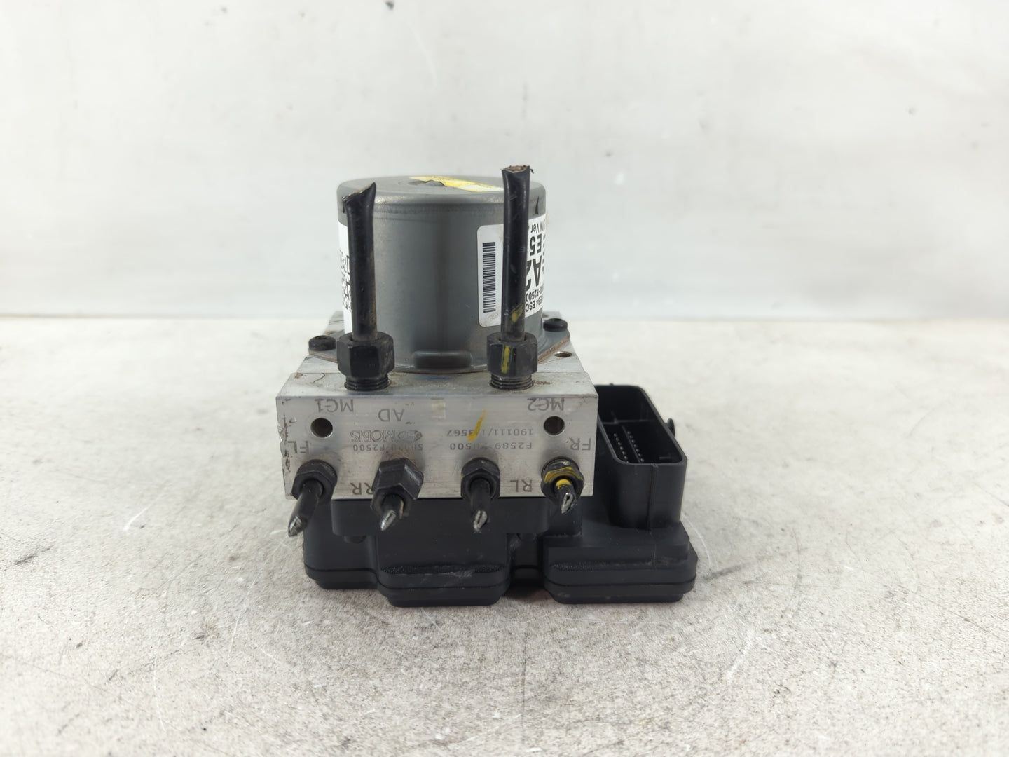 2017-2019 Hyundai Elantra ABS Pump Control Module Replacement P/N:58900 F2500 Fits Fits 2017 2018 2019 OEM Used Auto Parts -