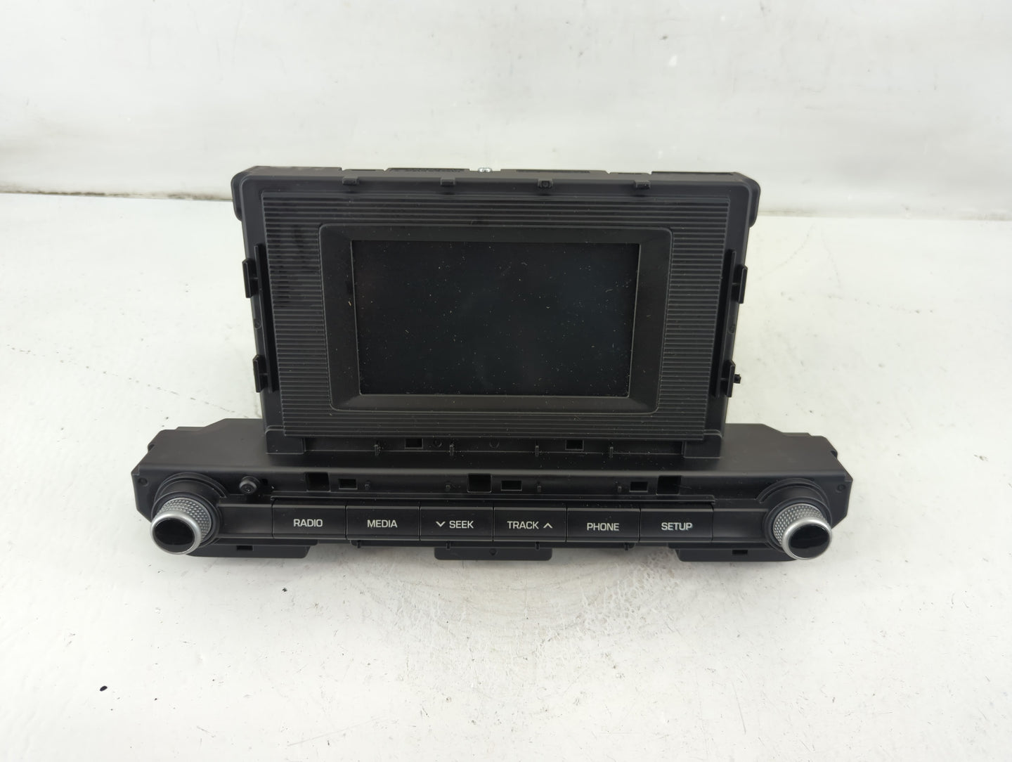 2019-2020 Hyundai Elantra Radio AM FM Cd Player Receiver Replacement P/N:96180-F2UA0SSH Fits Fits 2019 2020 OEM Used Auto Pa