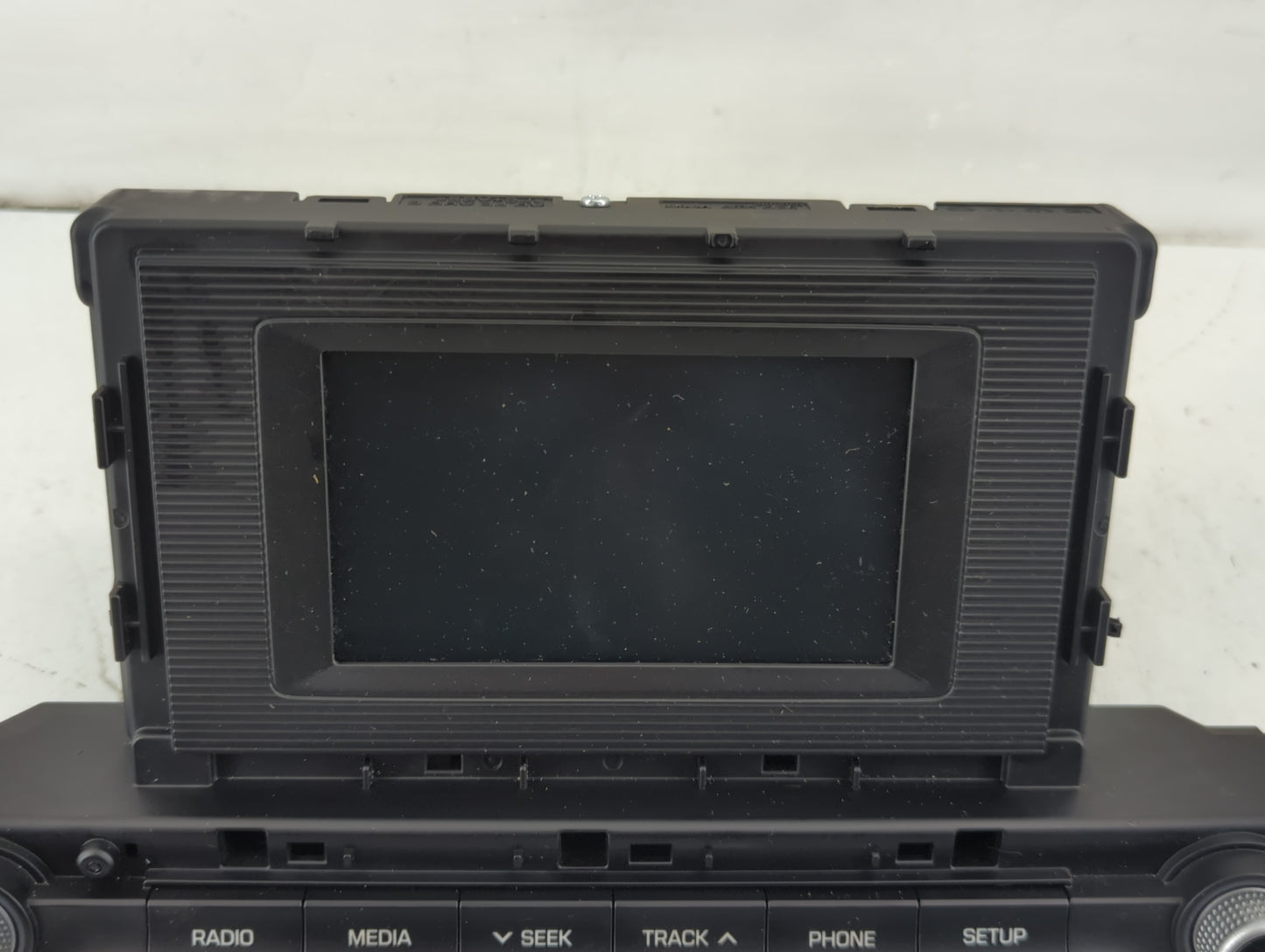 2019-2020 Hyundai Elantra Radio AM FM Cd Player Receiver Replacement P/N:96180-F2UA0SSH Fits Fits 2019 2020 OEM Used Auto Pa