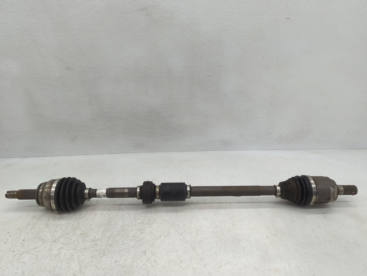 2017-2020 Hyundai Elantra Axle Shaft Front Passenger Cv C/v - Oemusedautoparts1.com