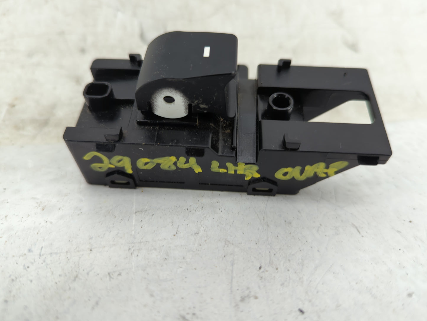 2017-2020 Hyundai Elantra Driver Left Rear Power Window Switch - Oemusedautoparts1.com