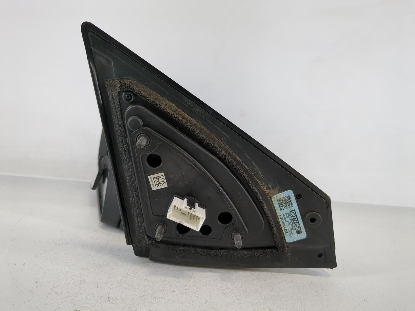 2017-2020 Hyundai Elantra Driver Side View Mirror - Left Door Mirror OEM Used - Oemusedautoparts1.com