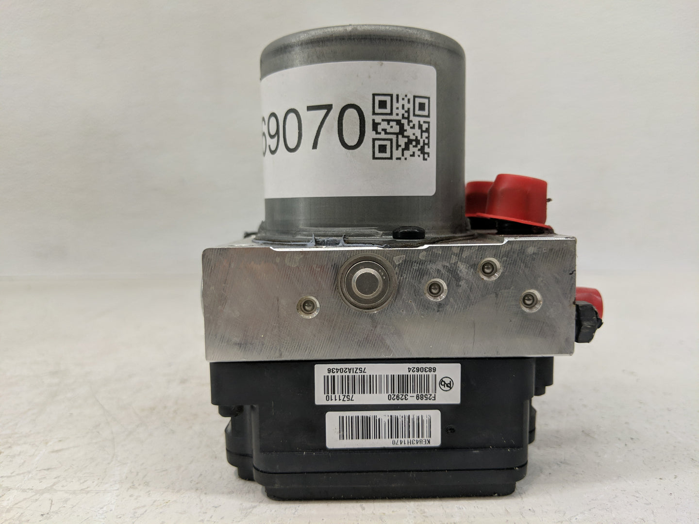 2019 Hyundai Elantra ABS Pump Control Module Replacement P/N:58910-F2510 F2589-22920, 58900-F2510 Fits OEM Used Auto Parts -