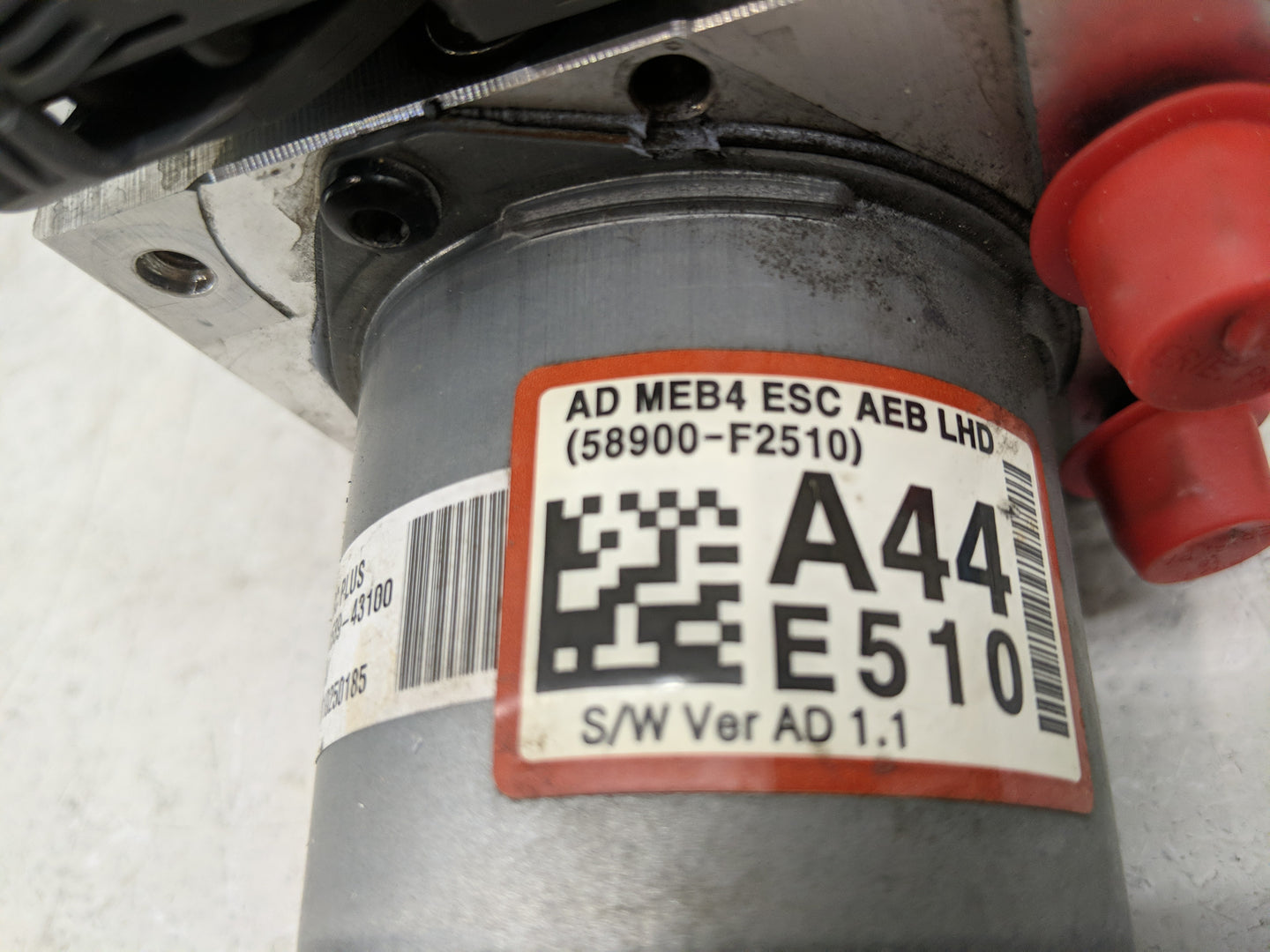 2019 Hyundai Elantra ABS Pump Control Module Replacement P/N:58910-F2510 F2589-22920, 58900-F2510 Fits OEM Used Auto Parts -