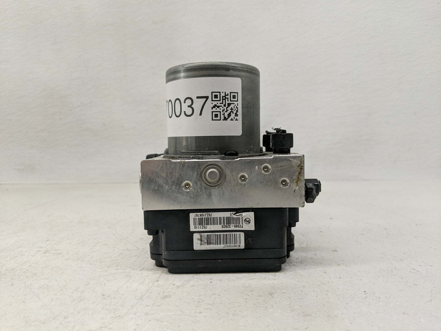 2019 Hyundai Elantra ABS Pump Control Module Replacement P/N:61589-43100 58900-F2510 Fits OEM Used Auto Parts - Oemusedautop