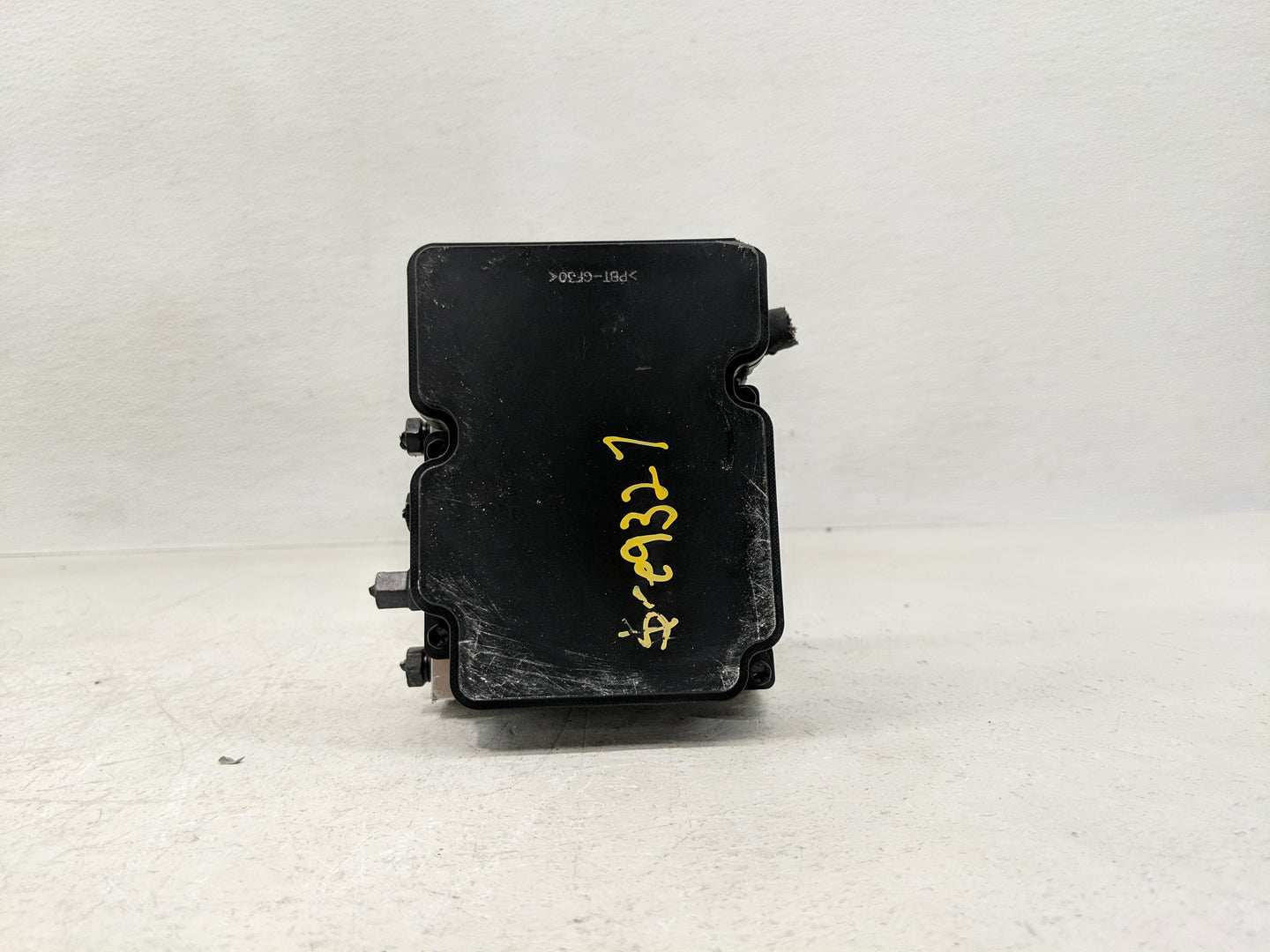 2019 Hyundai Elantra ABS Pump Control Module Replacement P/N:61589-43100 58900-F2510 Fits OEM Used Auto Parts - Oemusedautop