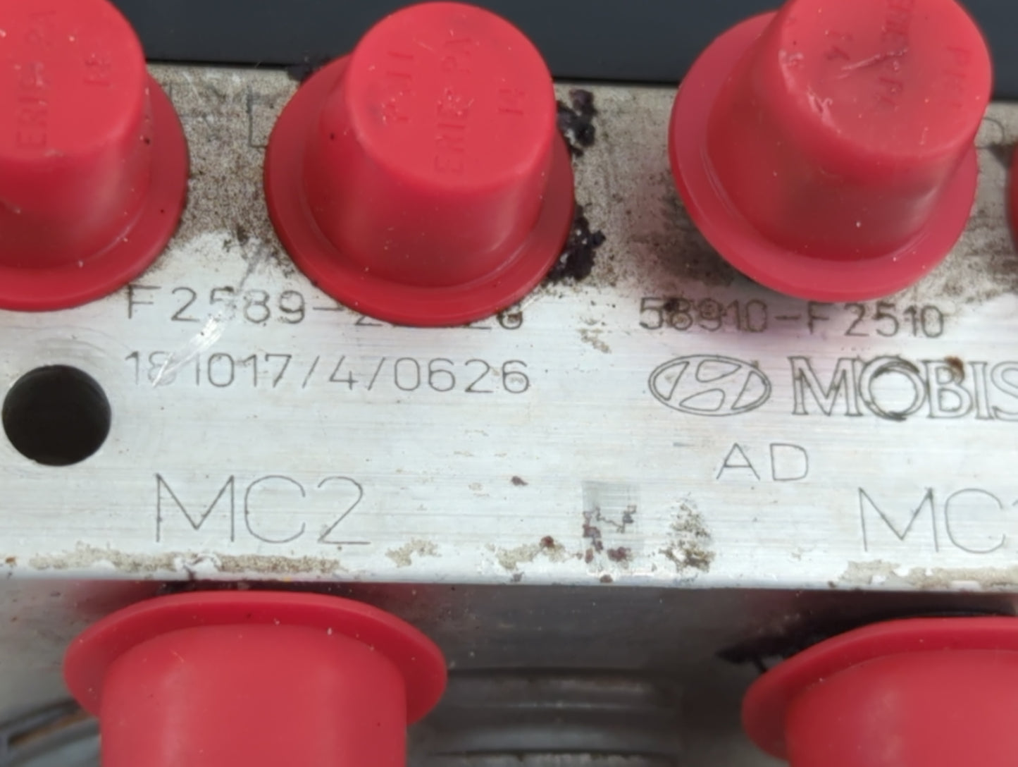 2019 Hyundai Elantra ABS Pump Control Module Replacement P/N:58910-F2510 F2589-22920, 58900-F2510 Fits OEM Used Auto Parts -