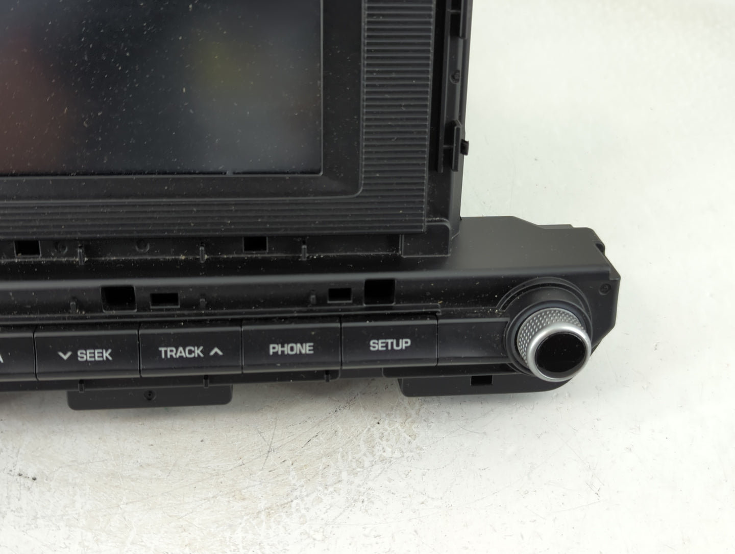 2019-2020 Hyundai Elantra Radio AM FM Cd Player Receiver Replacement P/N:96180-F2UA0SSH Fits Fits 2019 2020 OEM Used Auto Pa