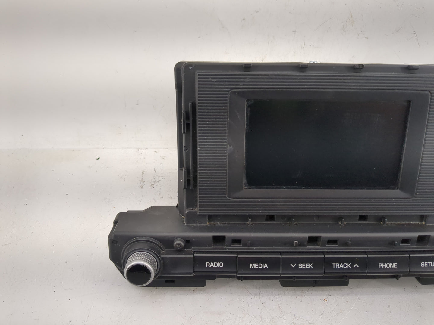 2019-2020 Hyundai Elantra Radio AM FM Cd Player Receiver Replacement P/N:96180-F2UA0SSH Fits Fits 2019 2020 OEM Used Auto Pa