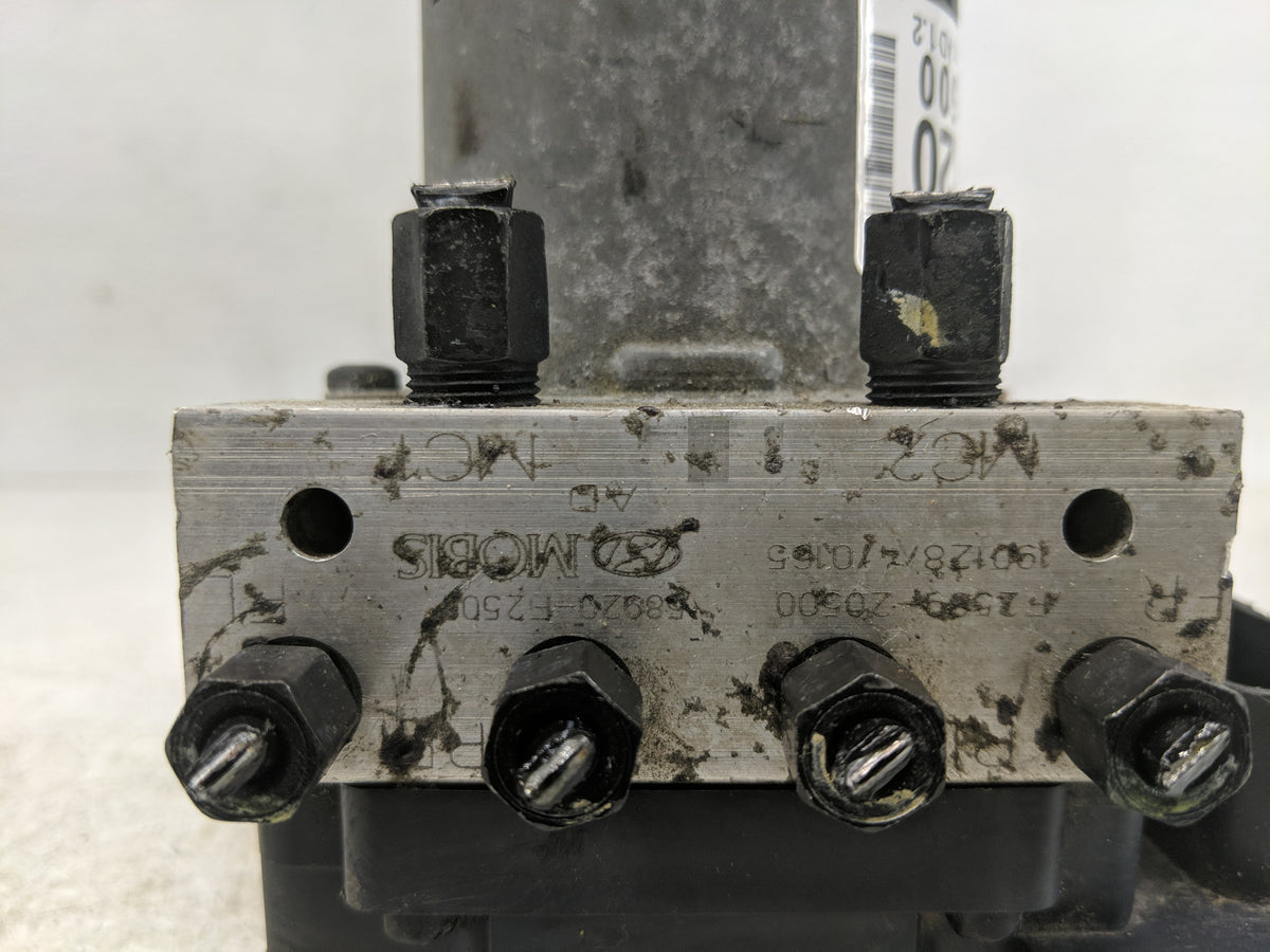 2017-2019 Hyundai Elantra Anti-Lock Brake ABS Pump Module Actuator OEM P/N:F2589-30500 Fits Fits 2017 2018 2019 OEM Used Aut