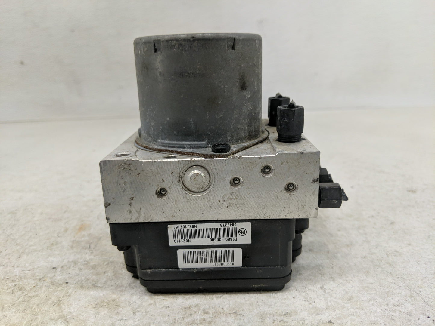 2017-2019 Hyundai Elantra ABS Pump Control Module Replacement Fits Fits 2017 2018 2019 OEM Used Auto Parts - Oemusedautopart