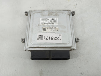 compare product 2019 Hyundai Elantra PCM Engine Control Computer ECU ECM PCU OEM P/N:39173-2EFE5 39172-2EFE5 Fits OEM Used Auto Parts
