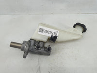 Hyundai Elantra Brake Master Cylinder 1376366 - Oemusedautoparts1.com