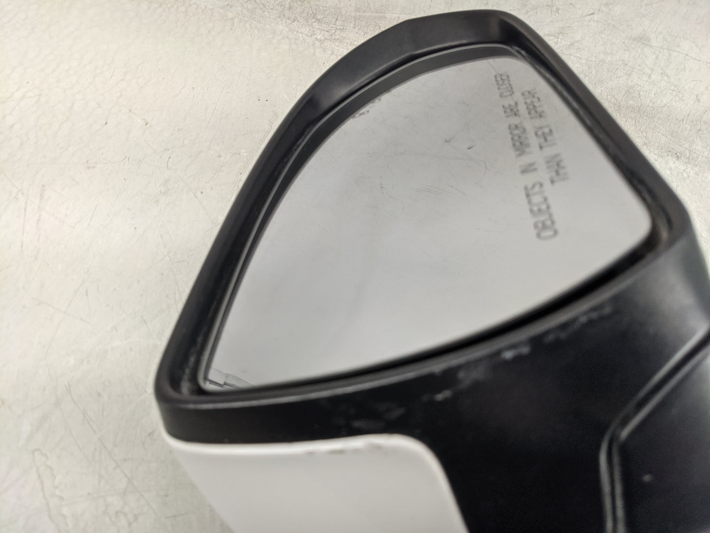 2017-2020 Hyundai Elantra Passenger Side View Mirror - Right Door Mirror OEM Used - Oemusedautoparts1.com