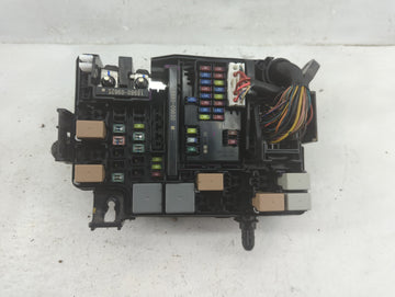 2019-2020 Hyundai Elantra Fusebox Fuse Box Panel Relay Module Fits Fits 2019 2020 OEM Used Auto Parts