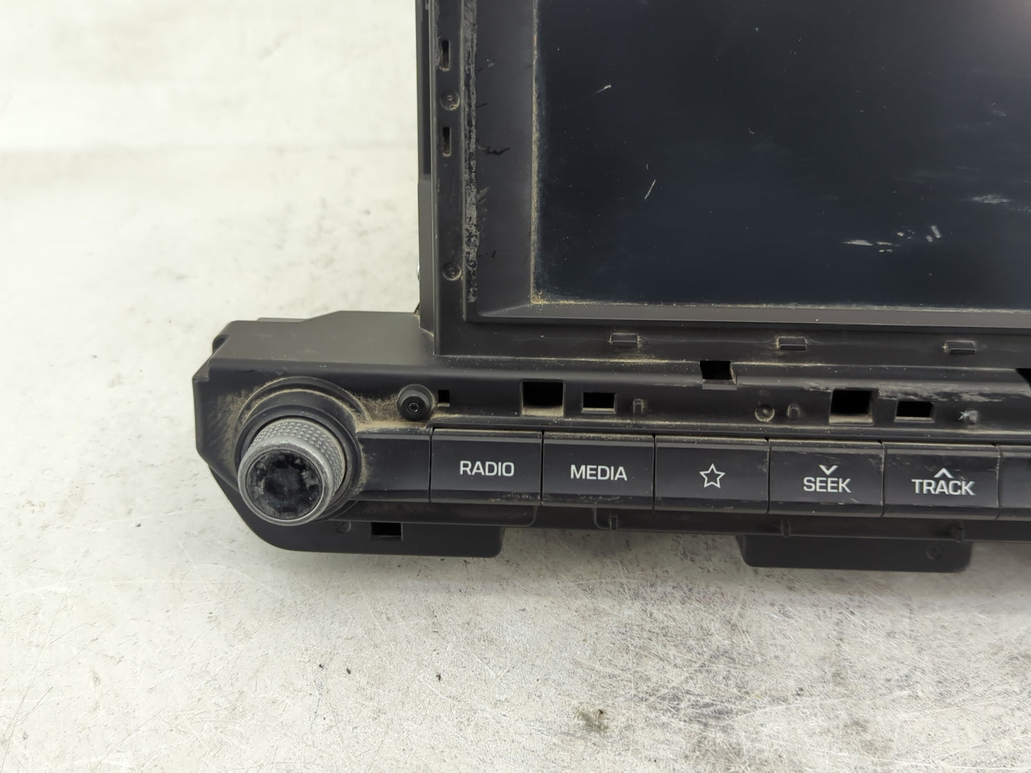 2019-2020 Hyundai Elantra Radio AM FM Cd Player Receiver Replacement P/N:96160F2CA0SSH Fits Fits 2019 2020 OEM Used Auto Par