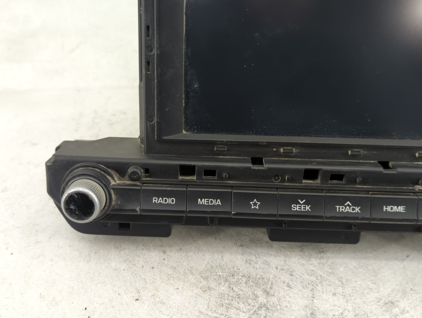 2019-2020 Hyundai Elantra Radio AM FM Cd Player Receiver Replacement P/N:96160F2CA0SSH Fits Fits 2019 2020 OEM Used Auto Par