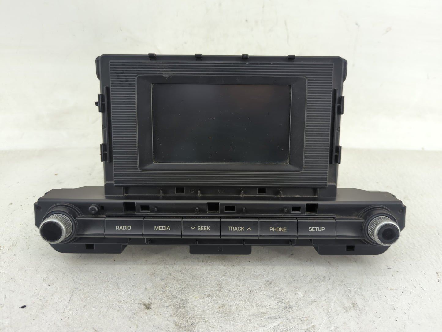 2019-2020 Hyundai Elantra Radio AM FM Cd Player Receiver Replacement P/N:96180-F2UADSSH Fits Fits 2019 2020 OEM Used Auto Pa