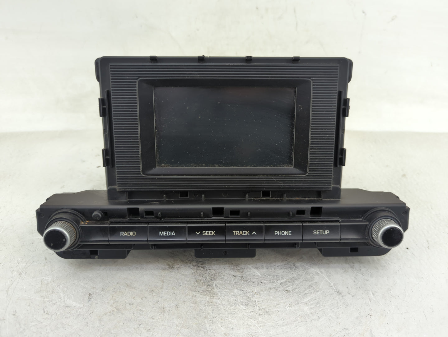 2019-2020 Hyundai Elantra Radio AM FM Cd Player Receiver Replacement P/N:96180-F2UA0SSH Fits Fits 2019 2020 OEM Used Auto Pa