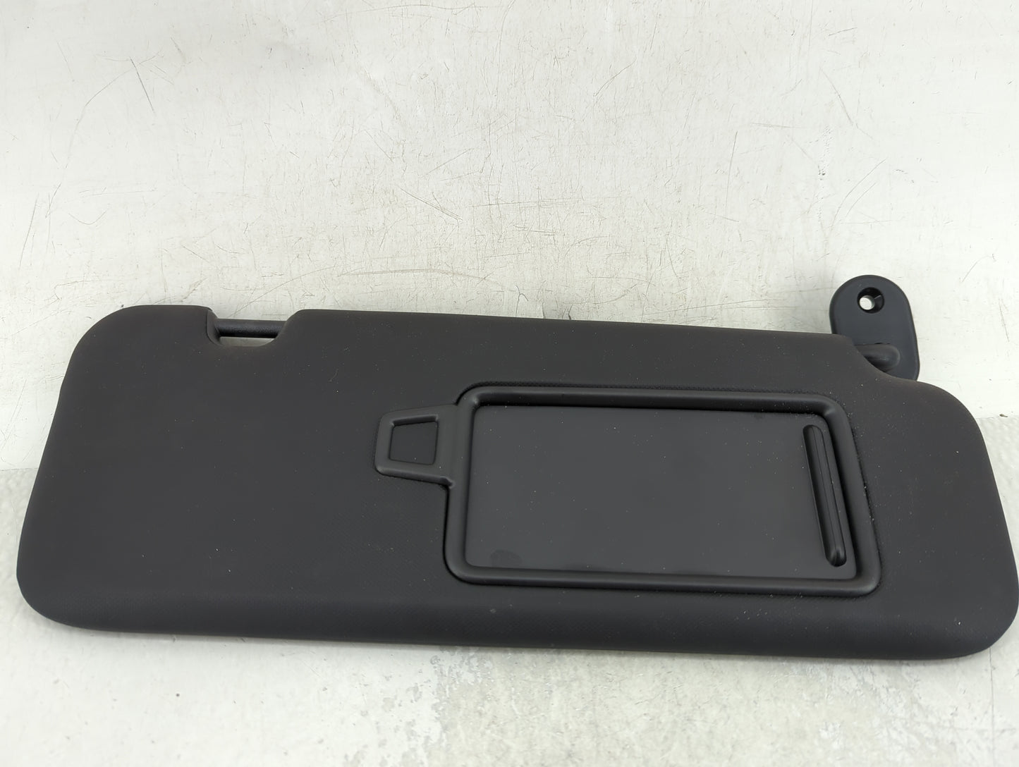 2017-2020 Hyundai Elantra Sun Visor Shade Replacement Passenger Right Mirror Fits Fits 2017 2018 2019 2020 OEM Used Auto Par