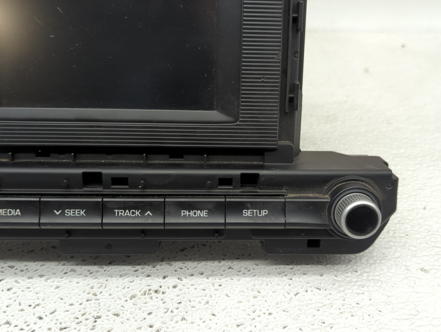 2019-2020 Hyundai Elantra Radio AM FM Cd Player Receiver Replacement P/N:96180-F2UADSSH Fits Fits 2019 2020 OEM Used Auto Pa