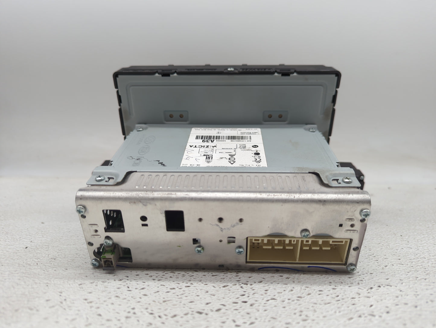 2019-2020 Hyundai Elantra Radio AM FM Cd Player Receiver Replacement P/N:96180-F2UADSSH Fits Fits 2019 2020 OEM Used Auto Pa